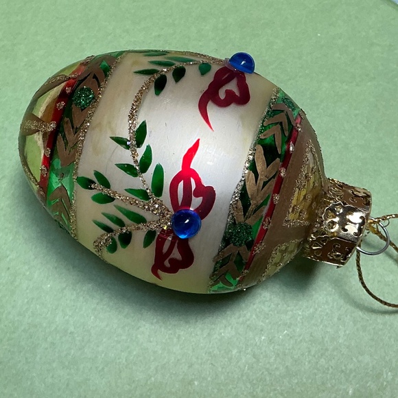 3 Vintage Hand Painted Glass Christmas Ornaments - Picture 7 of 7